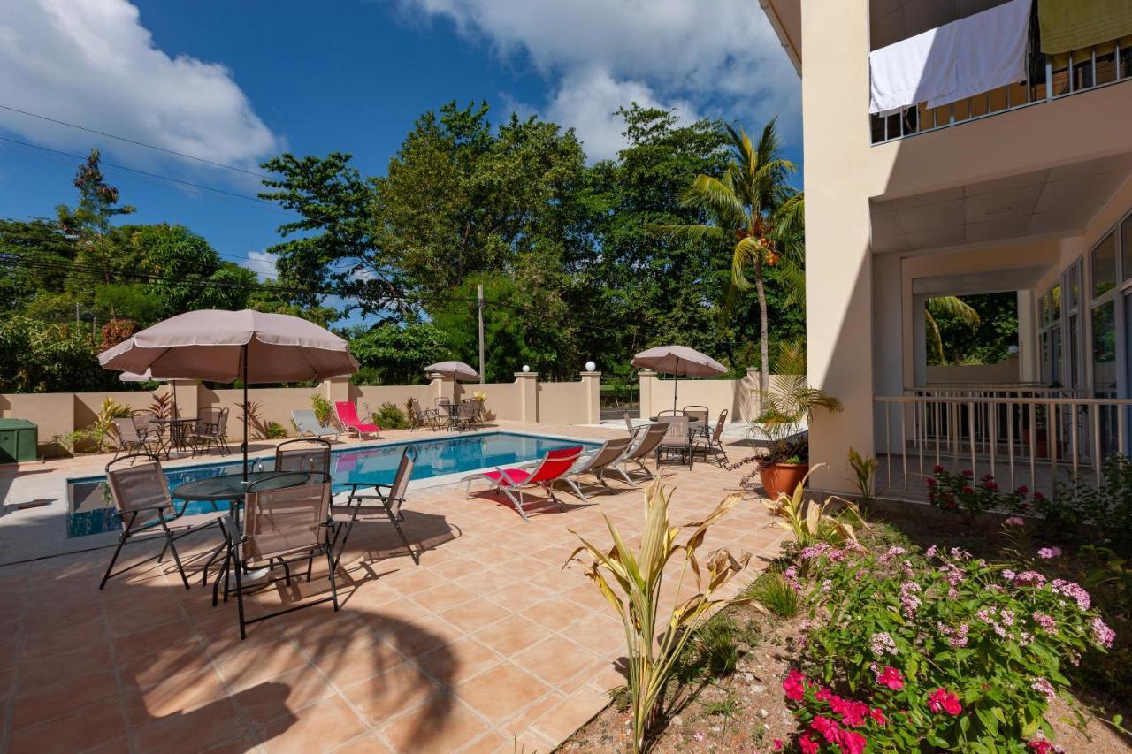 Home Confort Self Catering Anse Kerlan Esterno foto