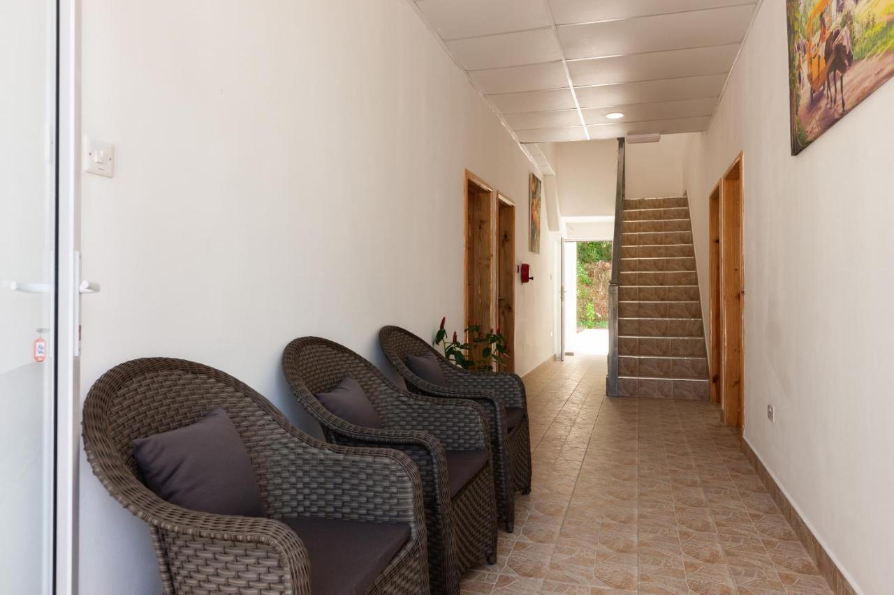 Home Confort Self Catering Anse Kerlan Esterno foto